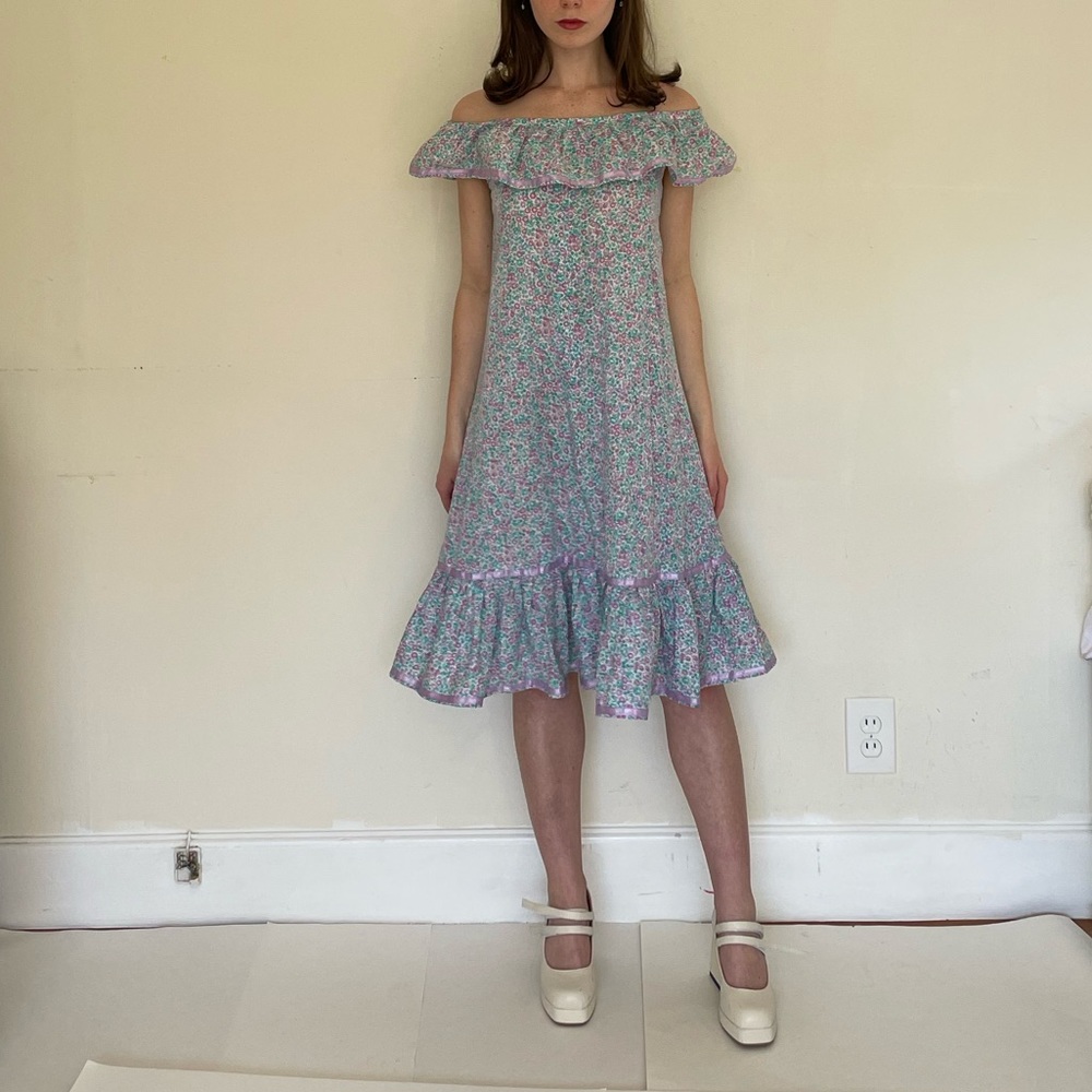 Vintage floral dress